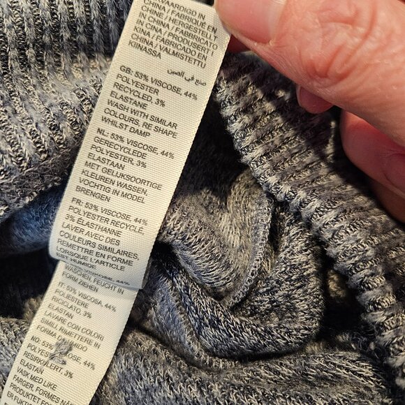 Fat Face women's marled gray/navy three- button sweater - Picture 4 of 7